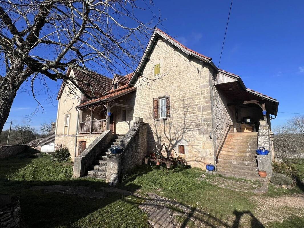 Maison à LIVERNON