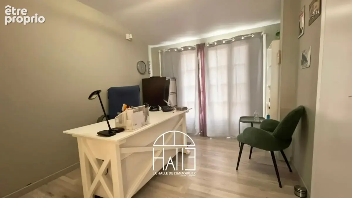 Maison 5 pièces 105 m² à vendre à Chabanais (16150) - photo 12
