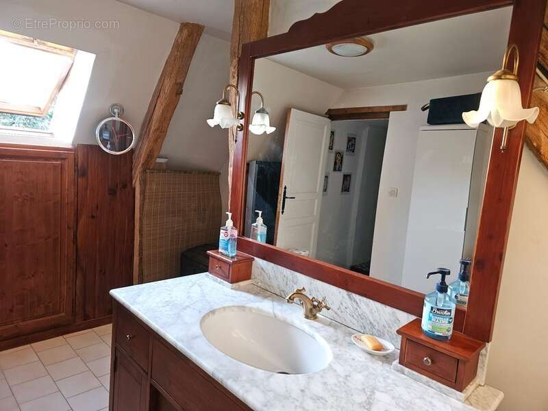 Maison à AIX-EN-OTHE