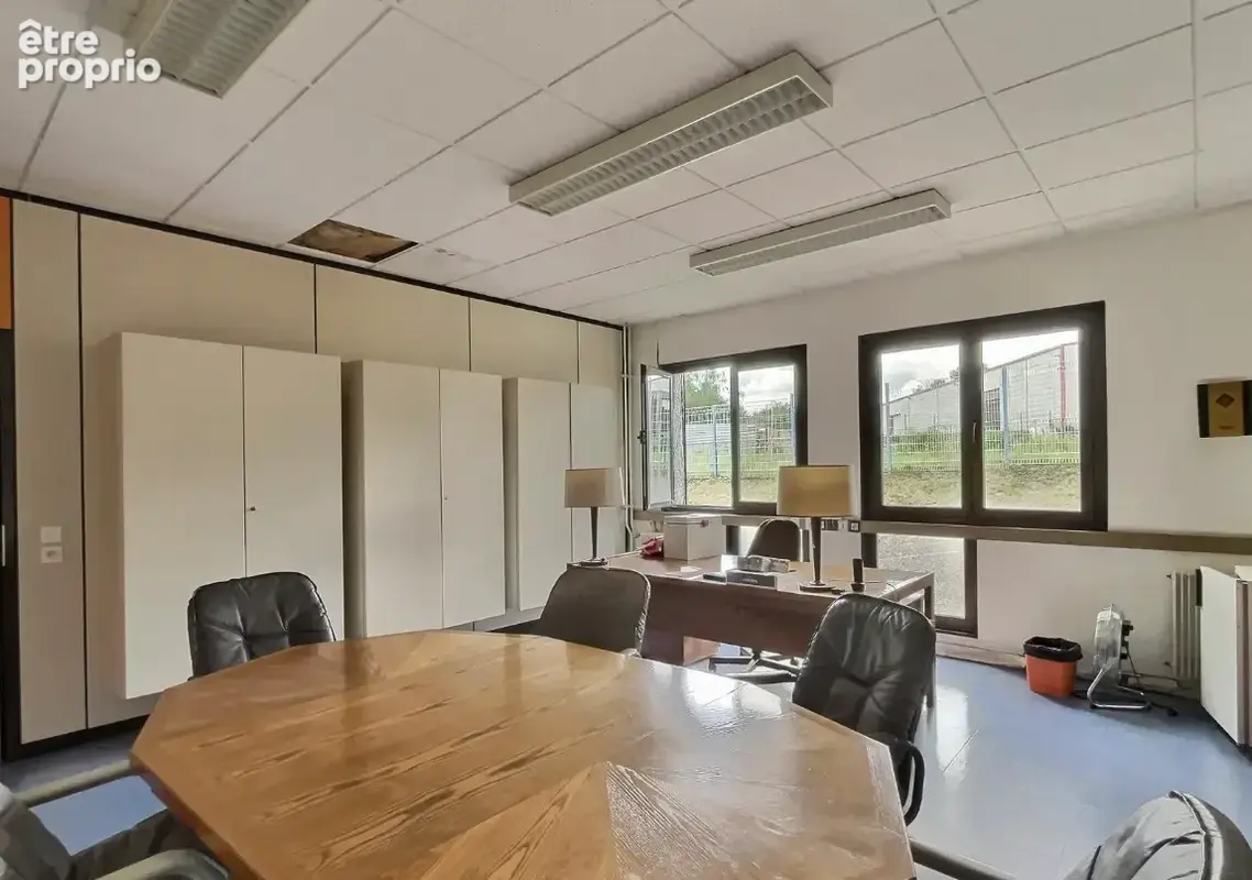 A VENDRE - Bâtiment d'activité / stockage - 4500 m2 - Saint-Avold - photo 10