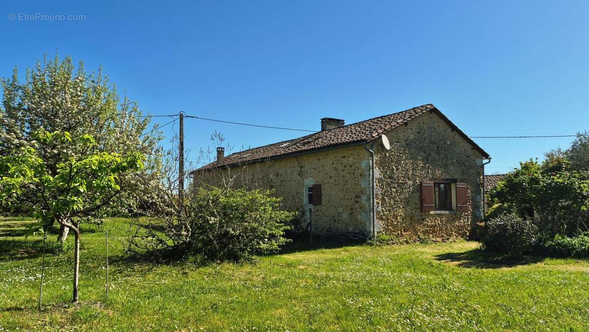 Maison à BEAUREGARD-ET-BASSAC