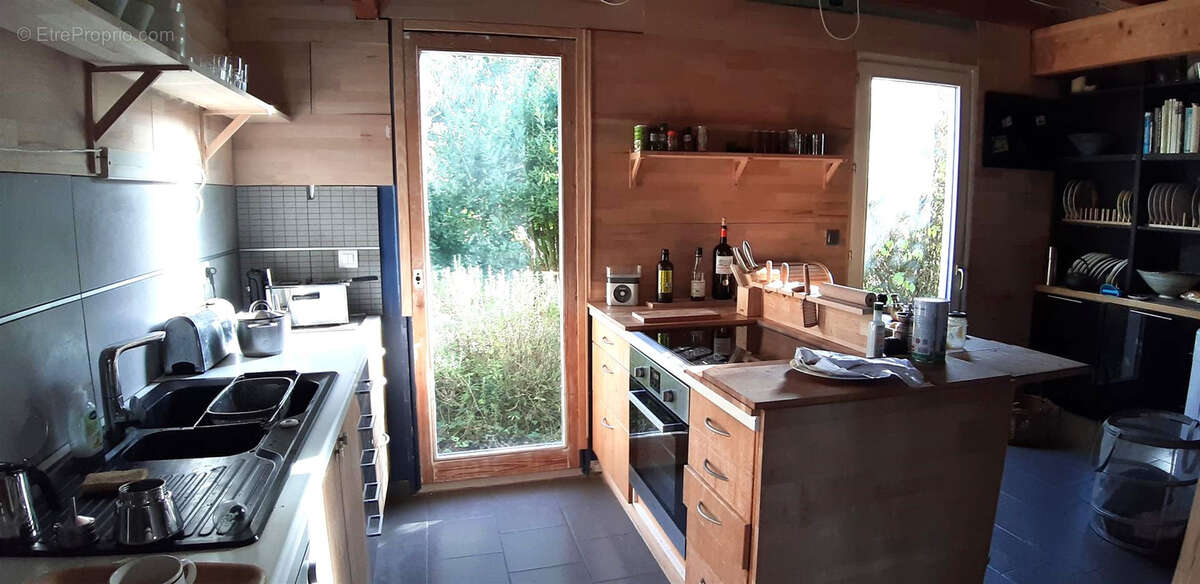 Superbe maison d’architecte en ossature bois sur parc arboré de plus de 2,8 hectares - photo 2