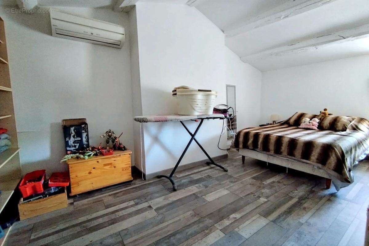 Maison à LEGE