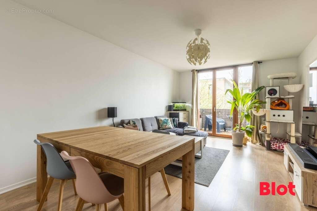 Appartement à SAINT-JACQUES-DE-LA-LANDE