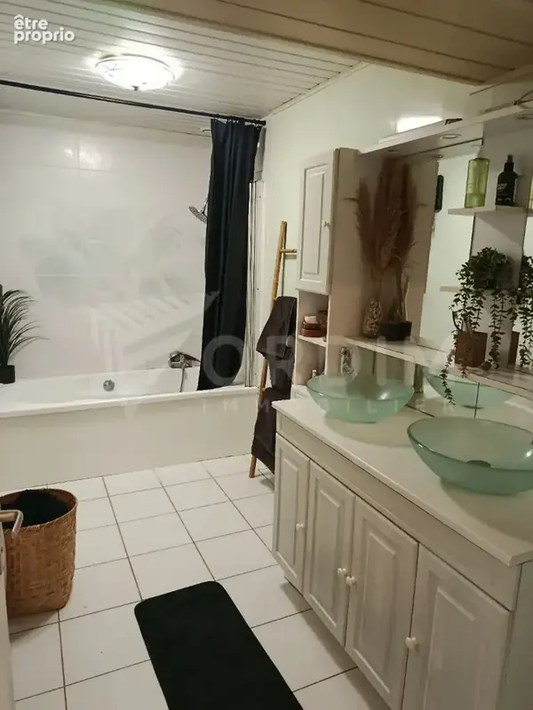 Maison  de ville rénovée 75 m² - photo 8