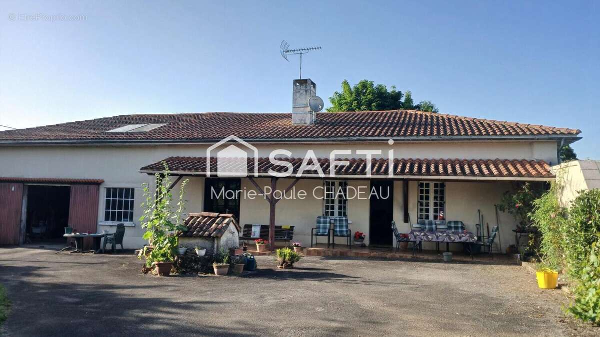 Photo 2 - Maison à ECURAS