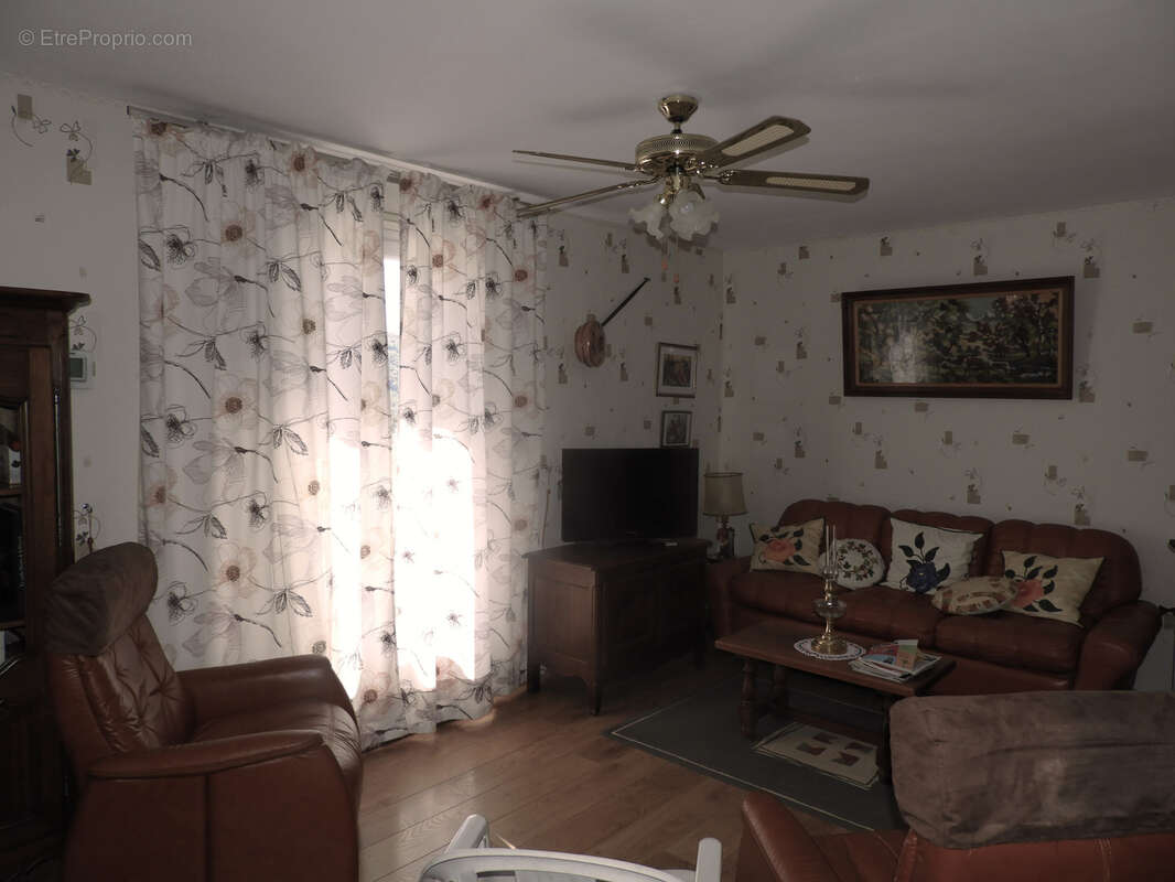 Maison à VILLEFRANCHE-DE-ROUERGUE