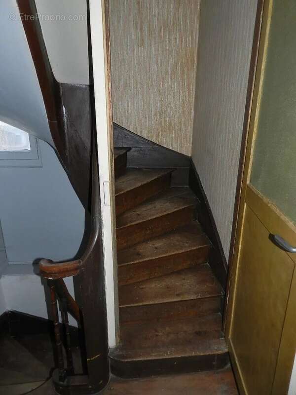 Maison à SAINT-PIERRE-SUR-DIVES