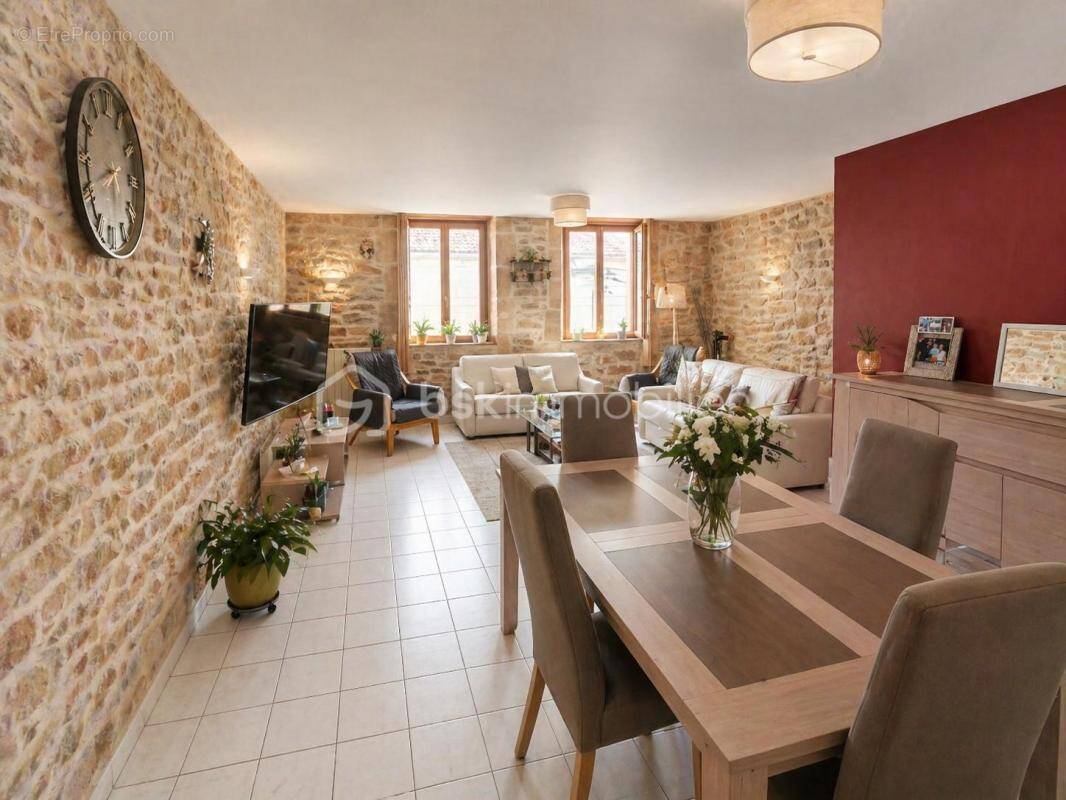 Maison à BAGNOLS-SUR-CEZE