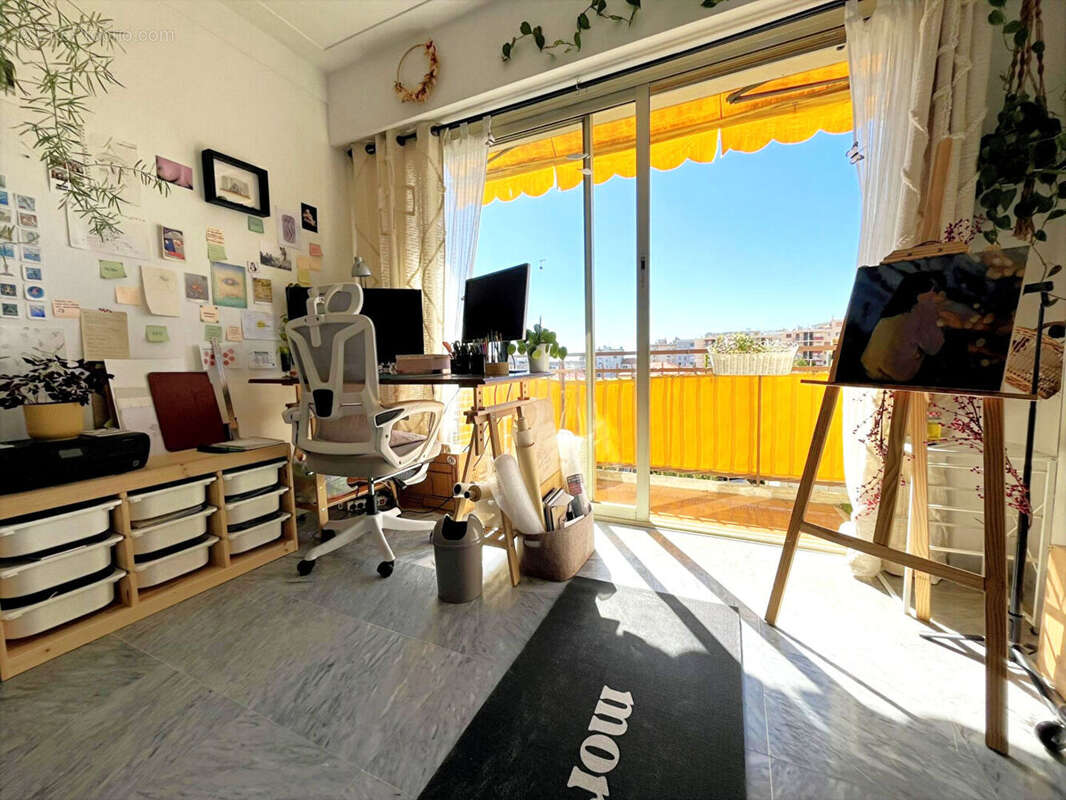 Appartement 61m² à saint-laurent-du-var - photo 2