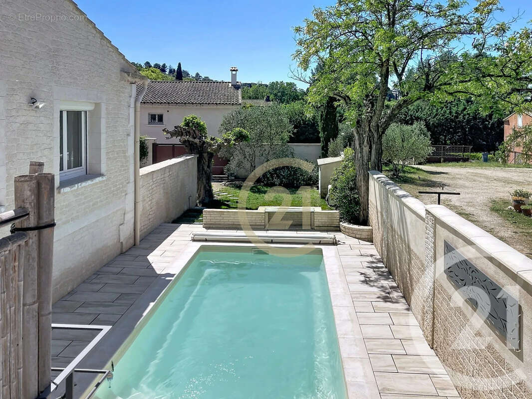 Maison à MONTFRIN