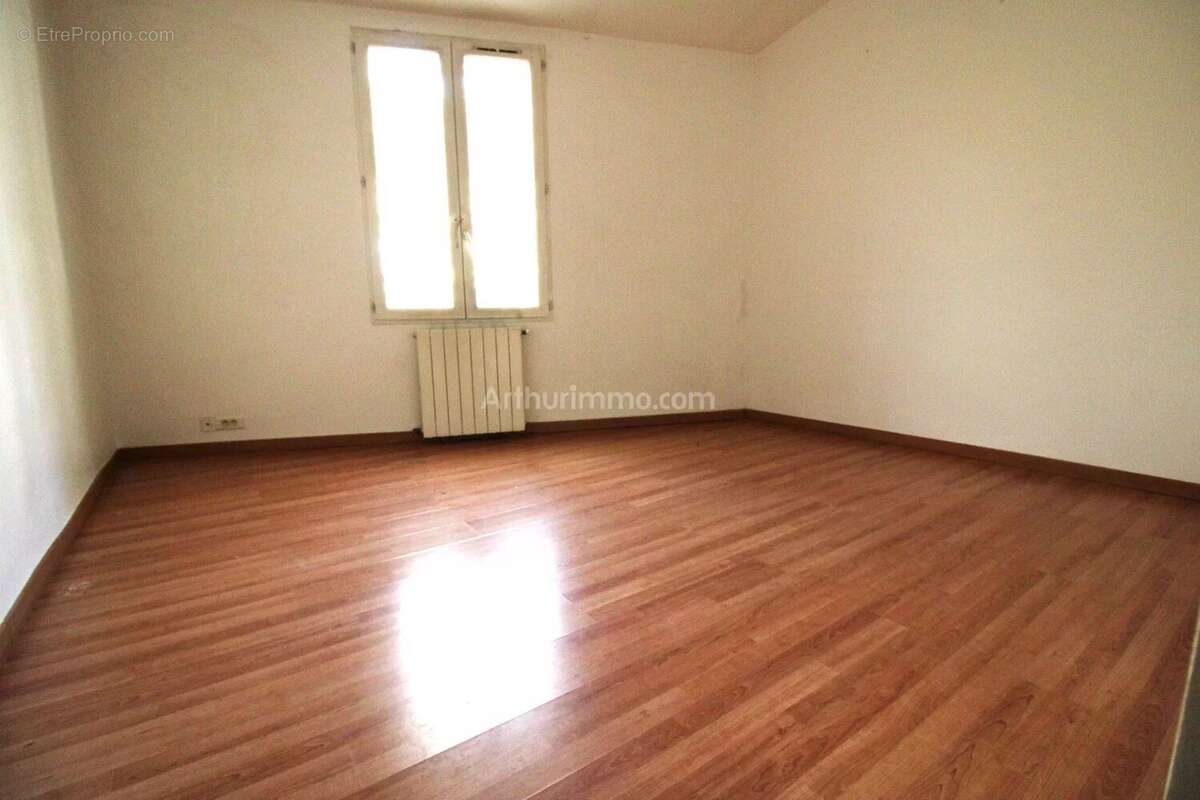 Appartement à AUBAGNE