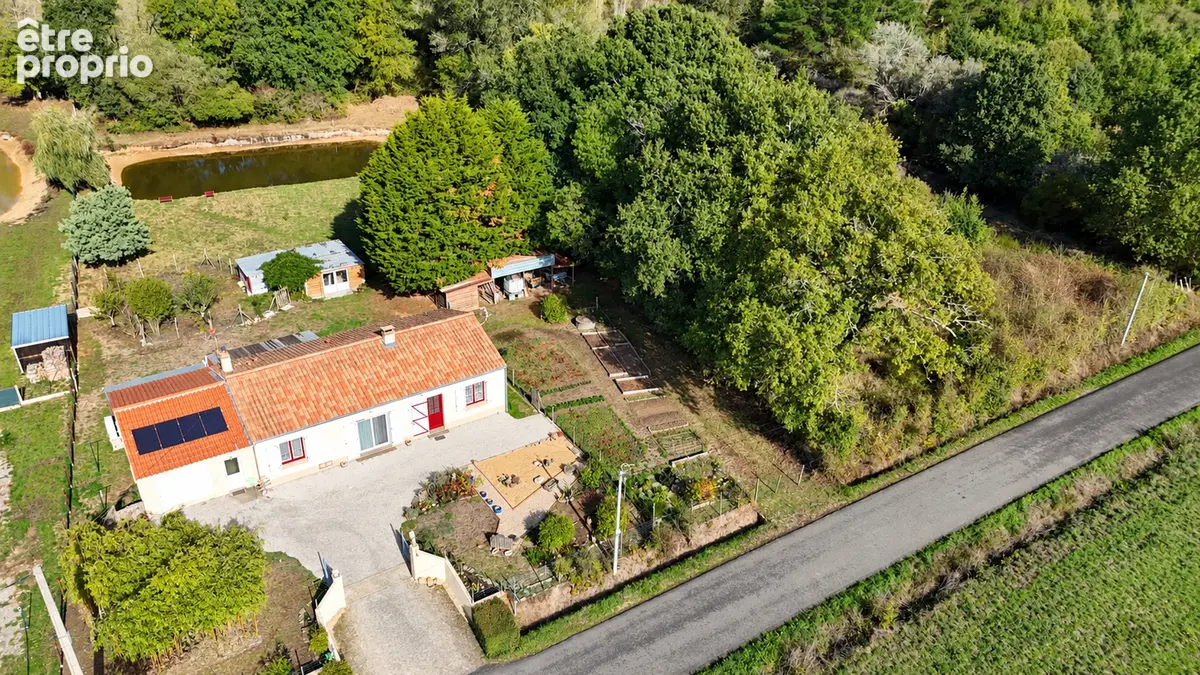 Maison 6 pièces - 90m² - photo 1