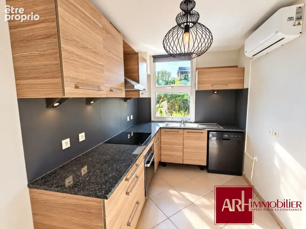 Appartement 4 pièces 106 m² à vendre à Saint-Pierre (97410) - photo 5