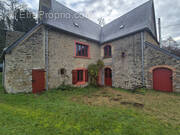 Maison à VIRE-EN-CHAMPAGNE