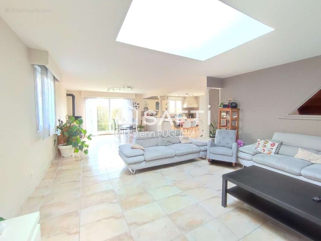 Maison 170 m² à Sillans  - photo 2