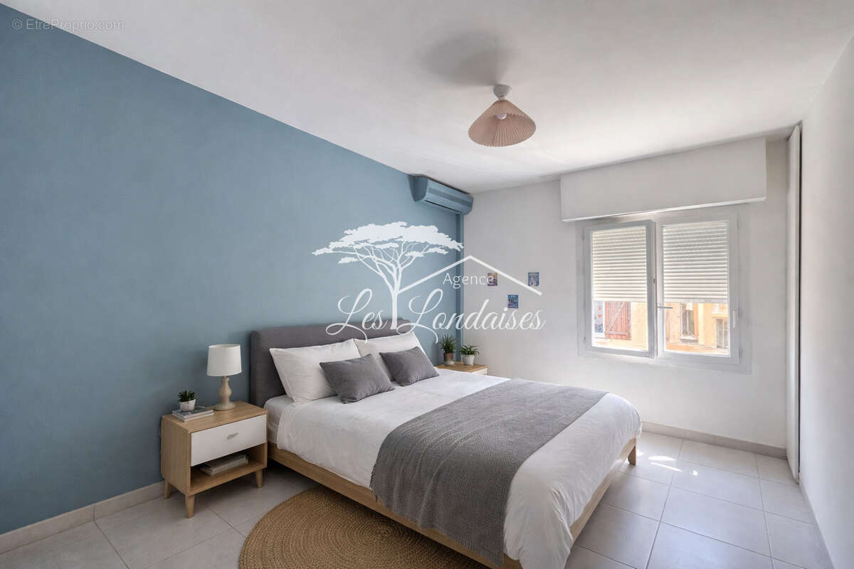 Appartement à LA LONDE-LES-MAURES