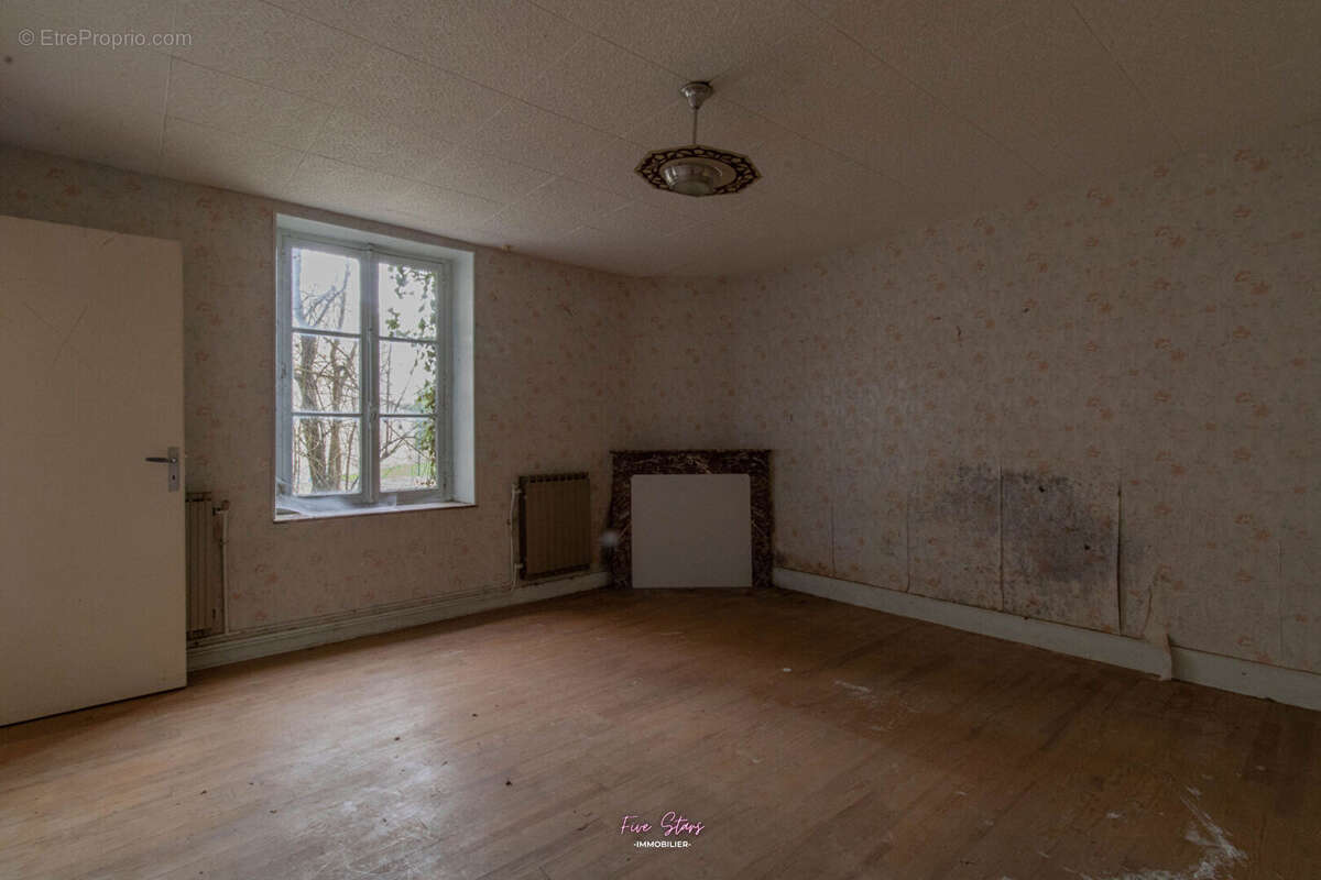 Maison à CHAMBLEY-BUSSIERES