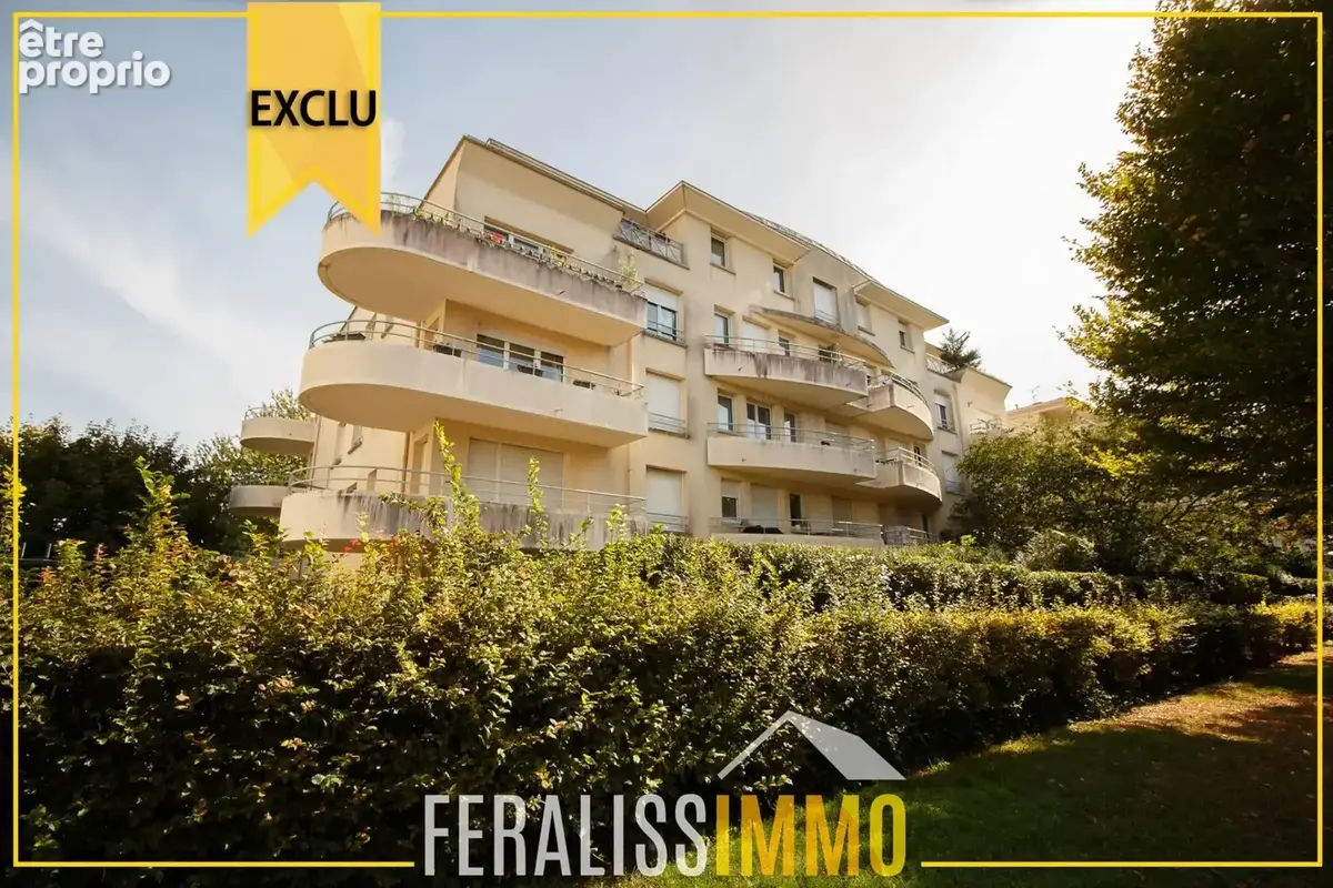 Appartement à COURDIMANCHE
