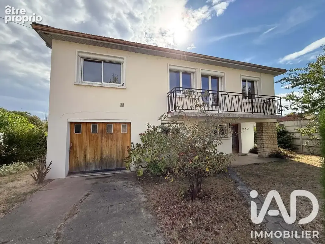 Photo 1 - Maison à YZEURE