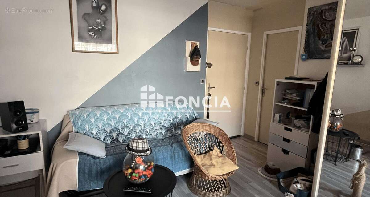 Appartement à MARSEILLE-3E