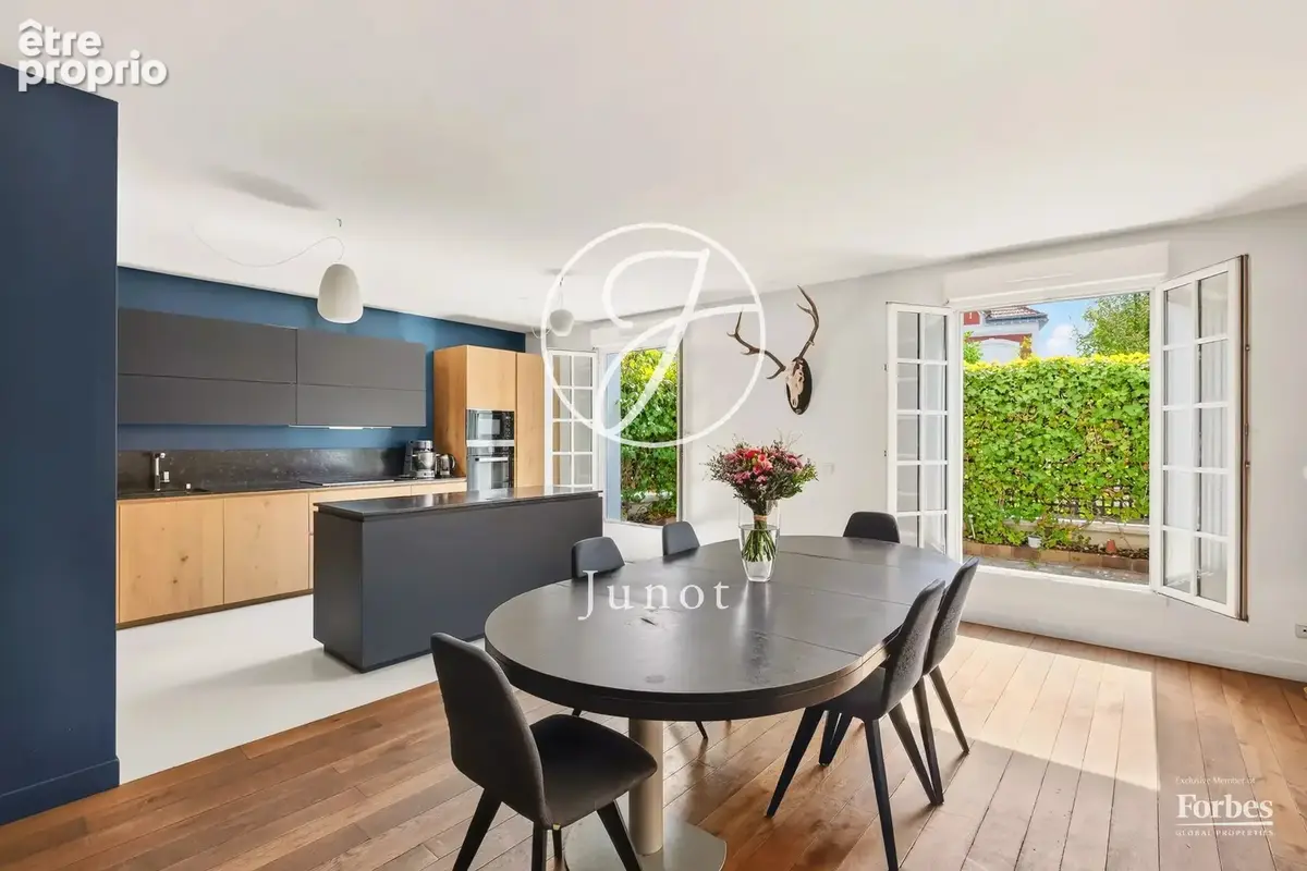 Suresnes - FOCH - Duplex 6 pièces/4 chambres 175.84m² - Terrasse 25m² - photo 8