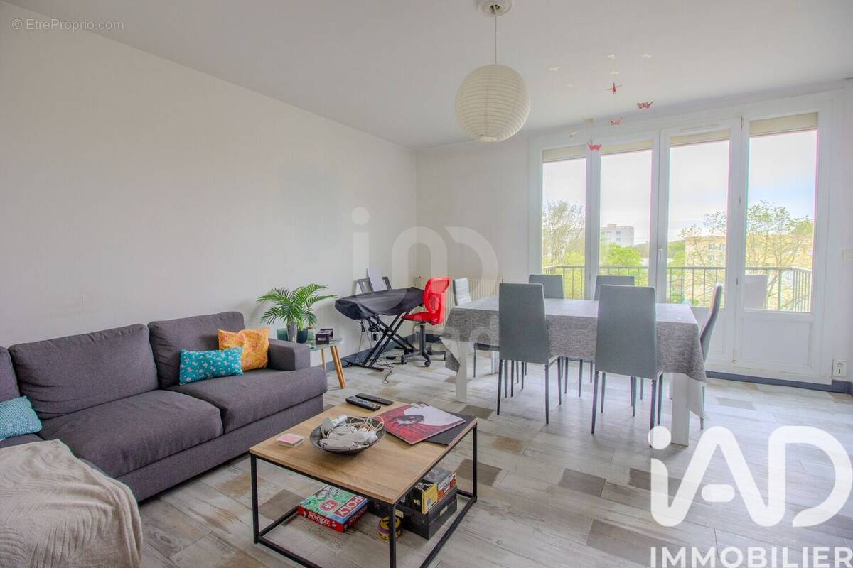 Photo 1 - Appartement à COMPIEGNE