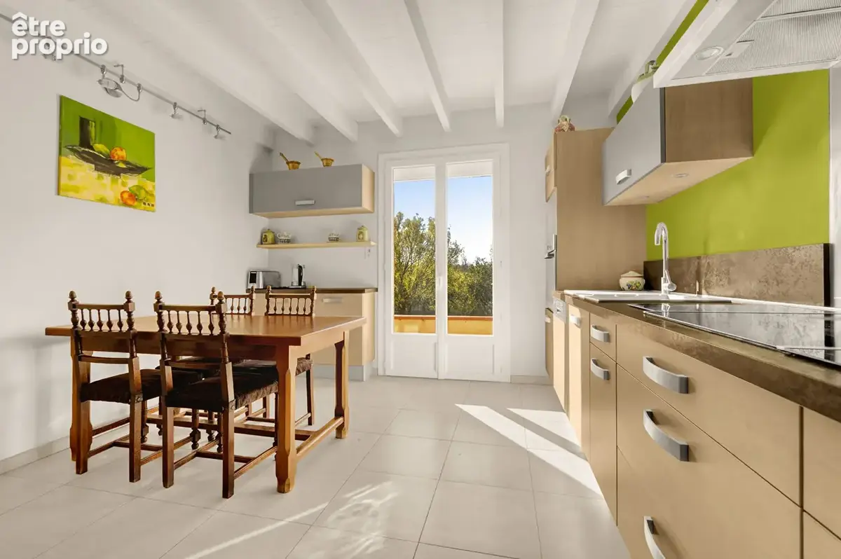 CASTELMAUROU - Maison individuelle T6 avec 4 chambres et sous sol total sur une terrain de 962m2 - photo 4
