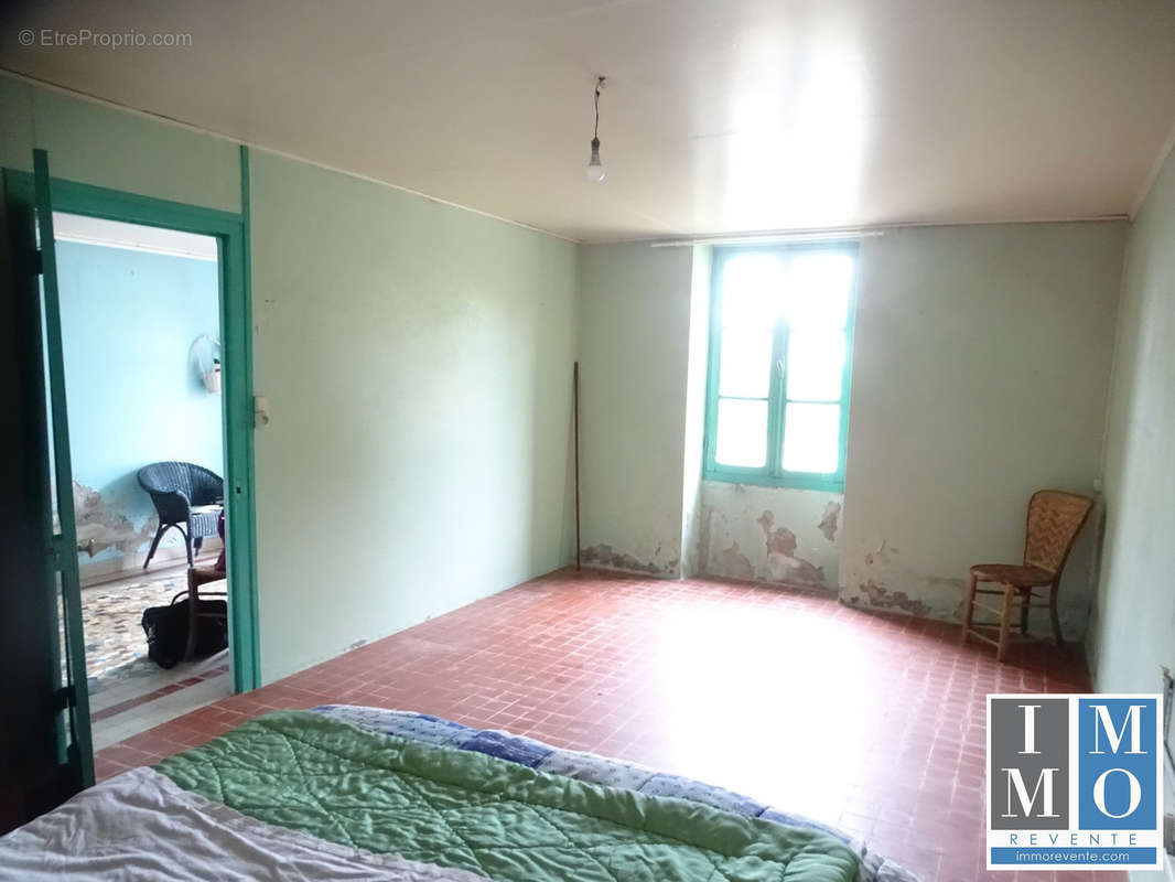 Maison à SAINT-GERMAIN-DES-BOIS