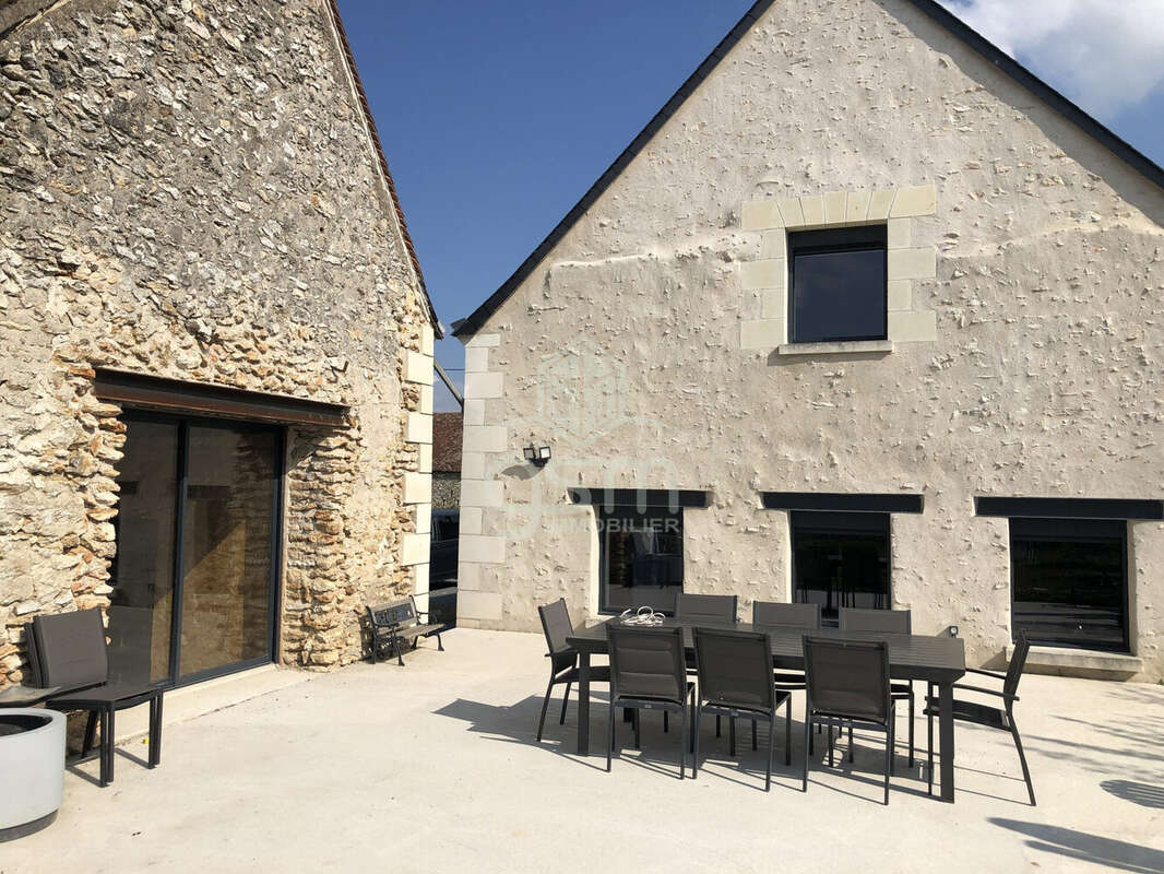 Maison à CORMERY