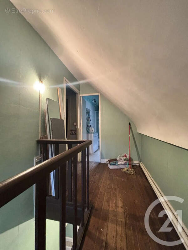 Maison à SAINT-QUENTIN