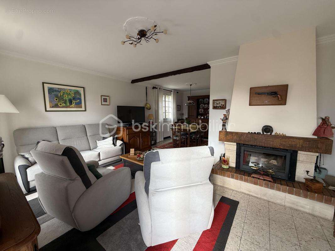 Maison à PONT-L'EVEQUE