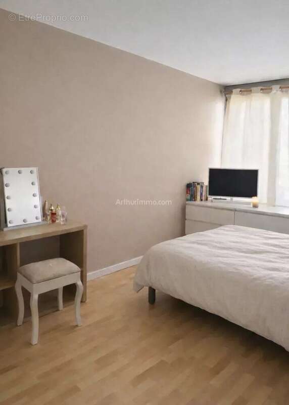 Appartement à BOUSSY-SAINT-ANTOINE