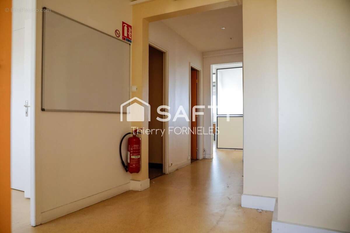 Photo 8 - Commerce à LIMOGES