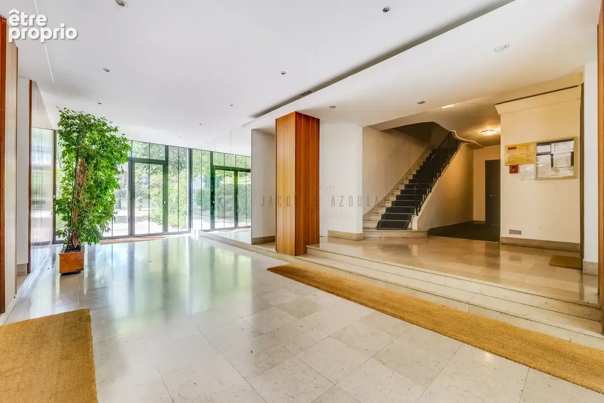 Appartement familial - 4 pièces - 92 m2 - balcons cave et parking en sus - photo 8