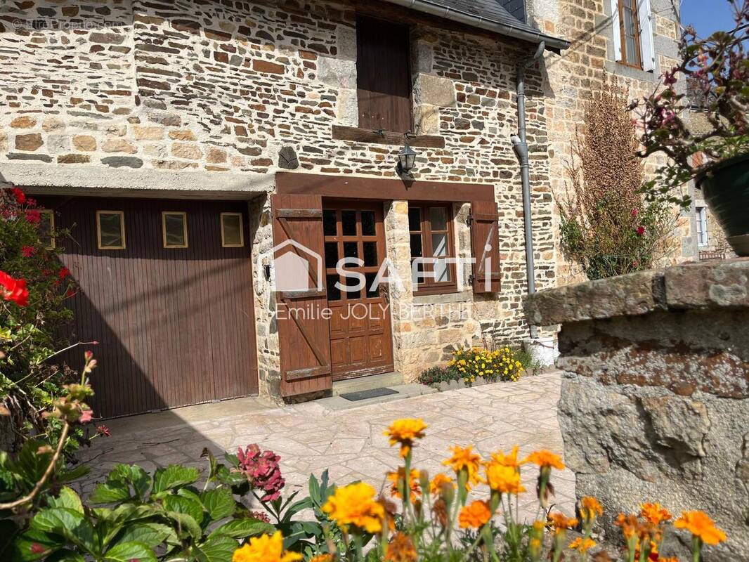 Photo 1 - Maison à NEUILLY-LE-VENDIN