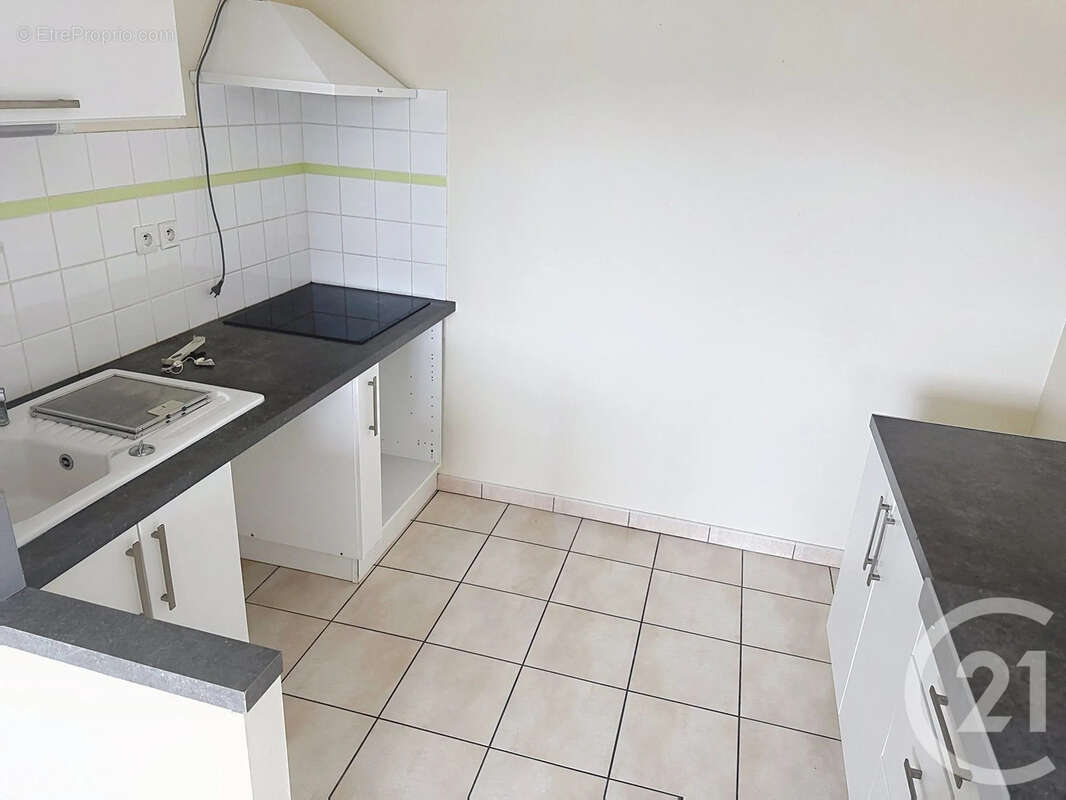Appartement 56 m² à Angouleme  - photo 3