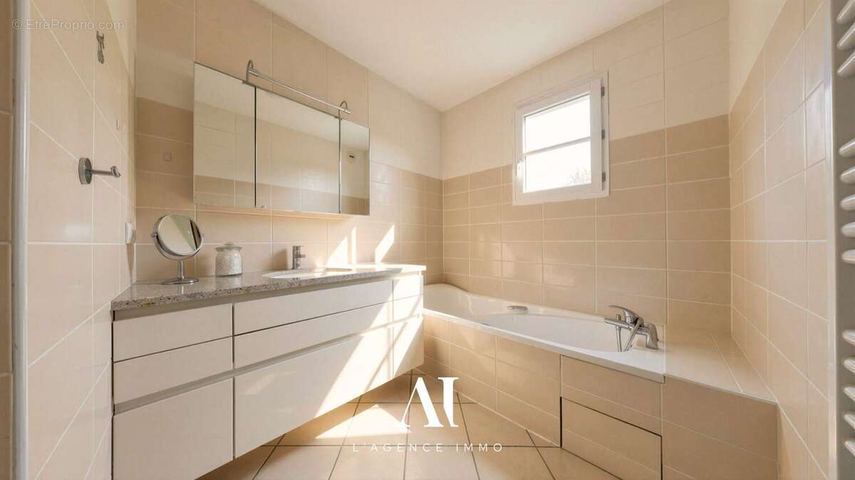 Appartement à FERNEY-VOLTAIRE