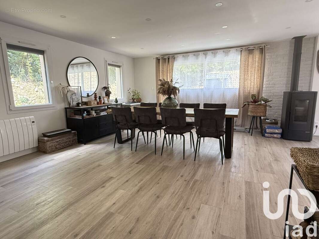 Photo 5 - Maison à DAMMARTIN-SUR-TIGEAUX