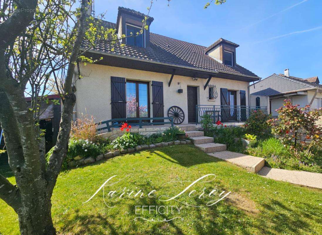 Maison 5 pièces 143 m² à vendre à Louvres (95380) - photo 2