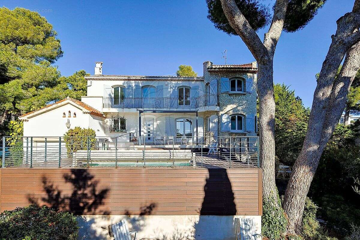 Maison à CARRY-LE-ROUET