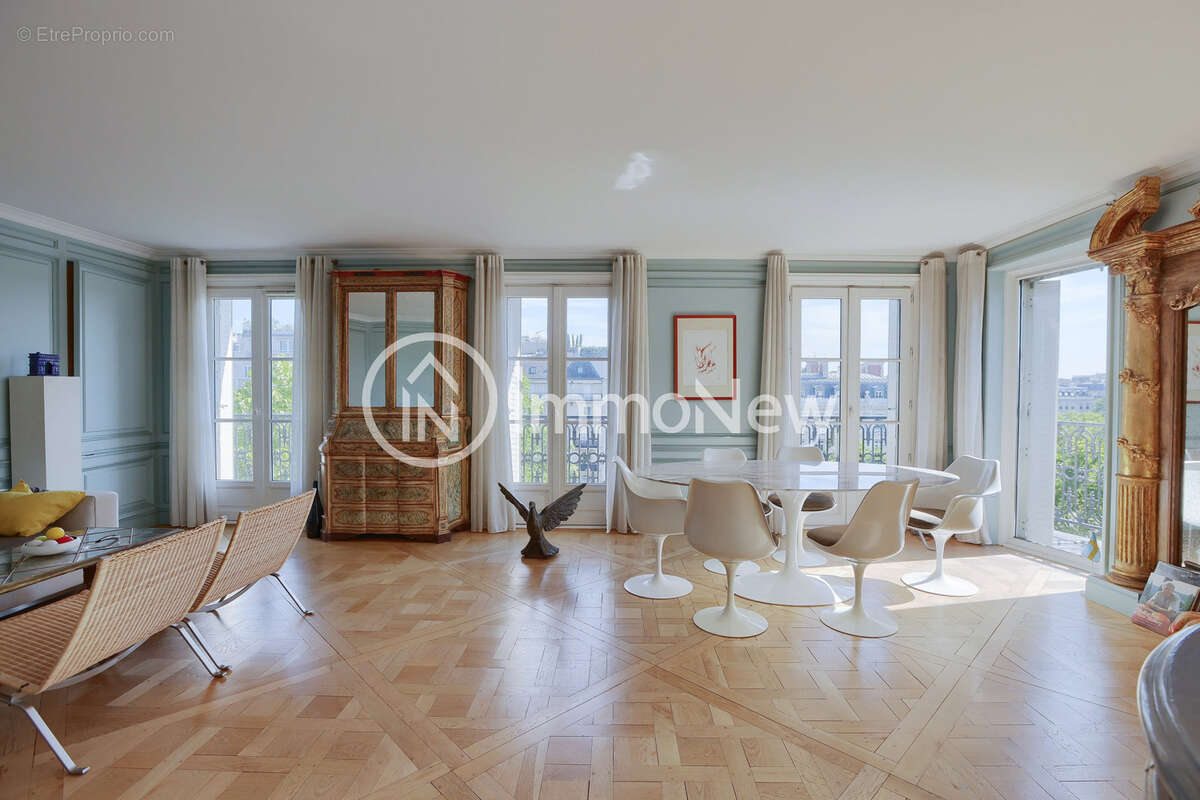 Appartement haussmannien — Paris 16ème — Vue Arc de Triomphe et Tour Eiffel - photo 2