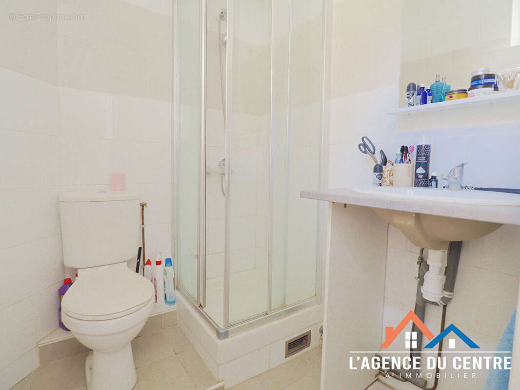 Maison à CHANTELOUP-LES-VIGNES