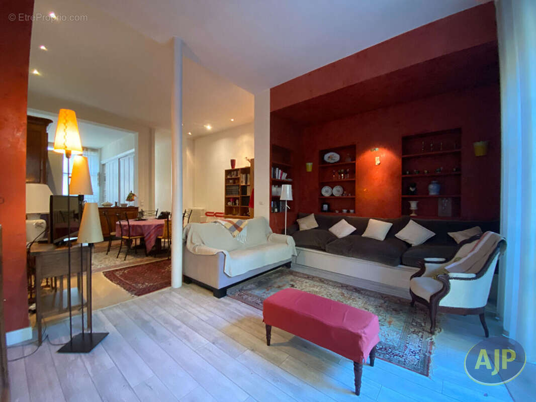 Appartement à BORDEAUX