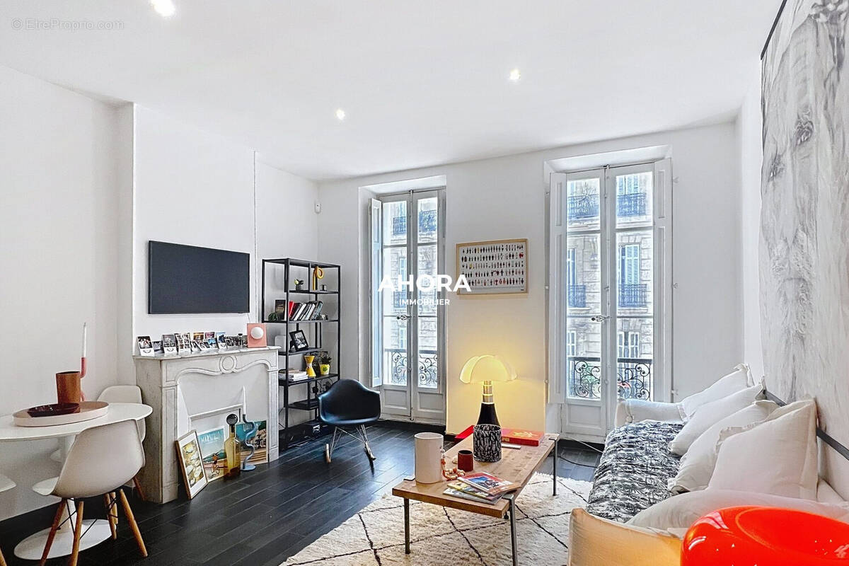 Appartement à MARSEILLE-8E