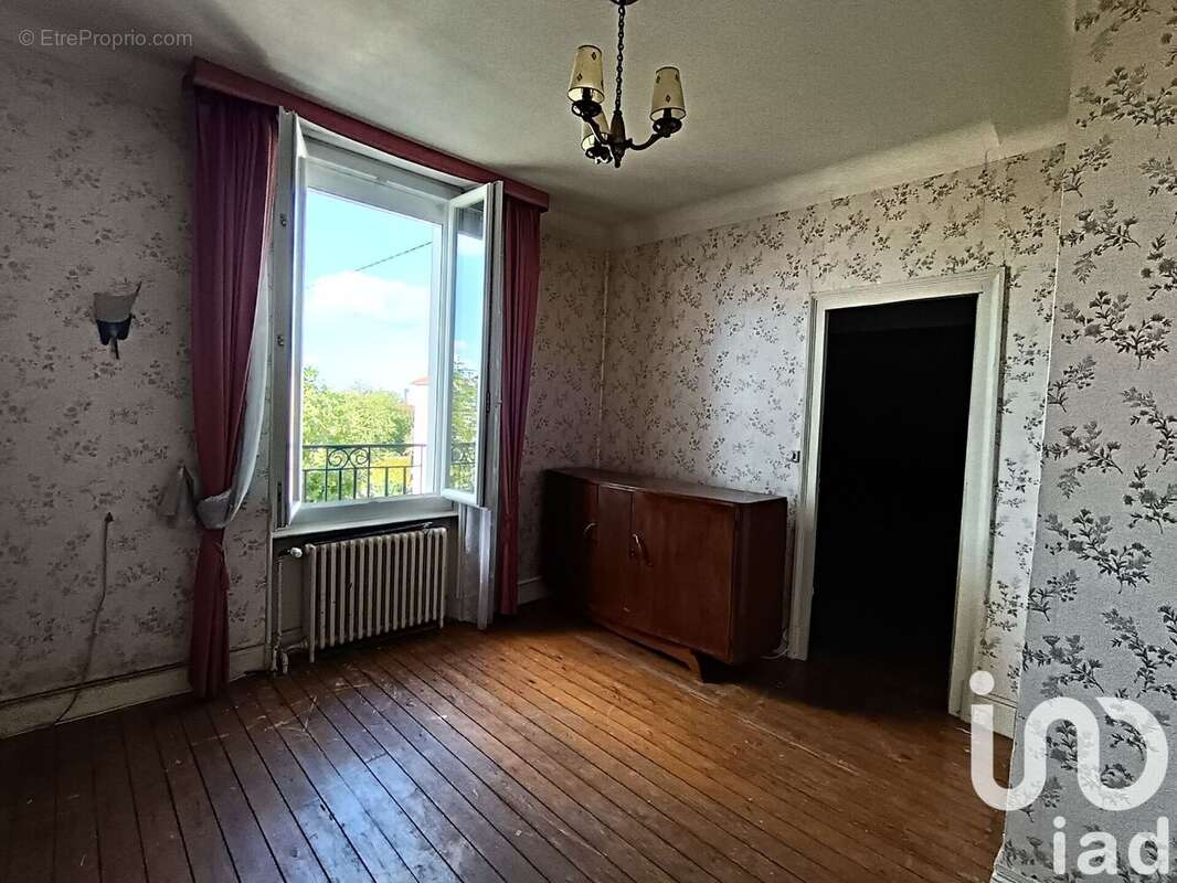 Photo 7 - Maison à MONTLUCON