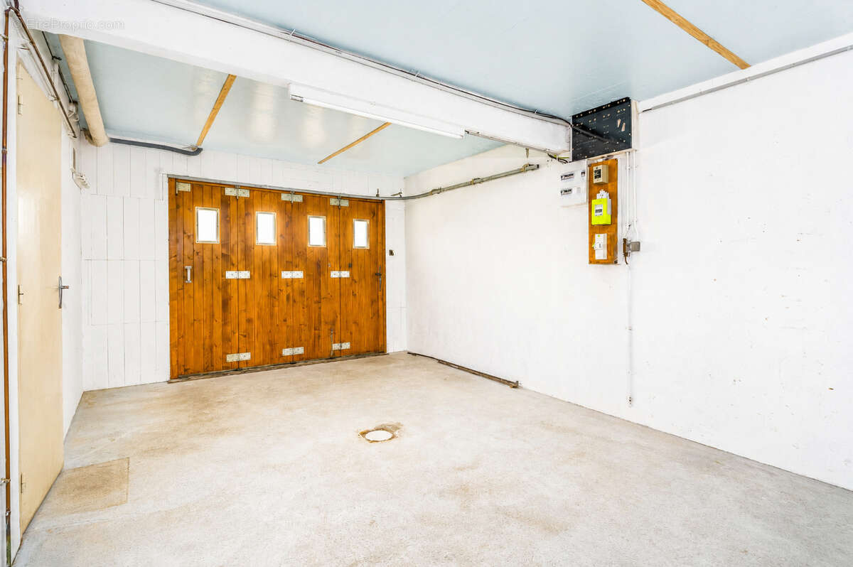 Savigny-lès-Beaune - maison familiale - 4 chambres - 2 salle d'eau - deux garages - PAC air/eau - photo 12