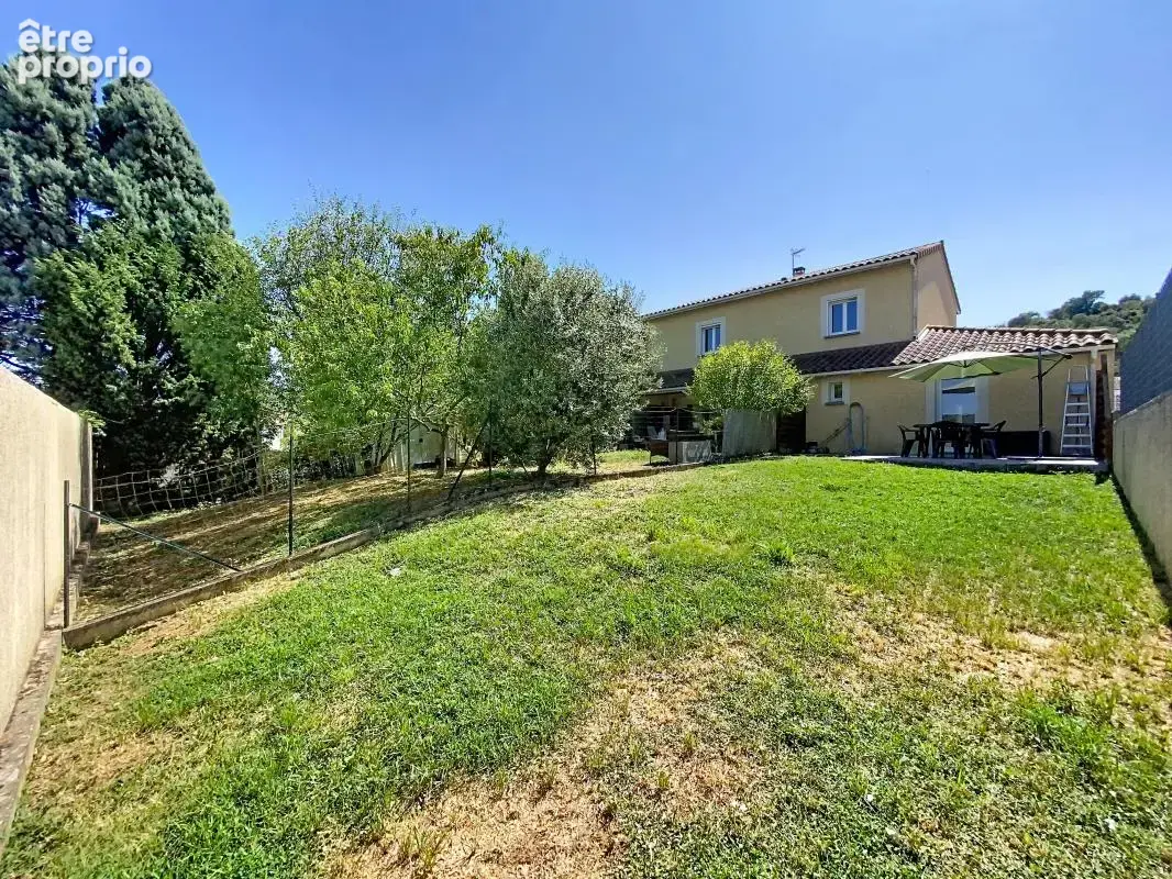 Maison - 2 Chambres - Jardin - Terrasse - 1 Place de parking - photo 4
