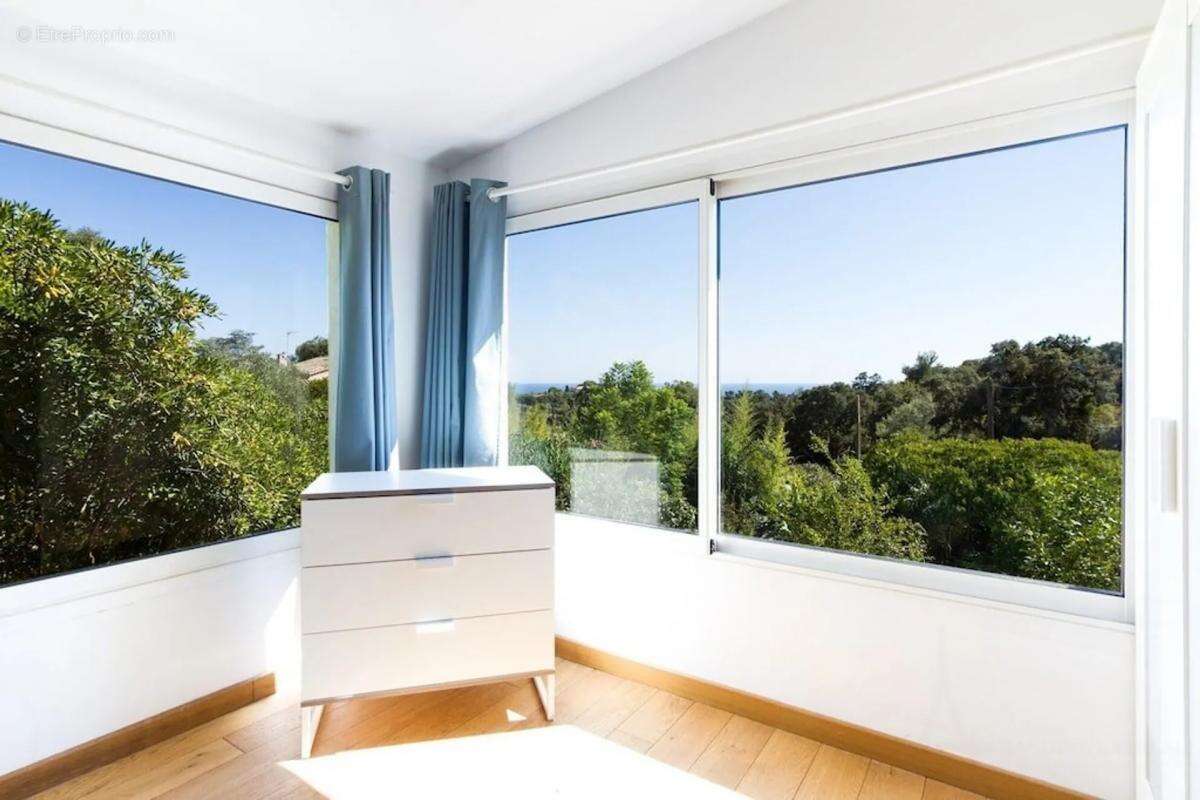 Maison à LA CROIX-VALMER