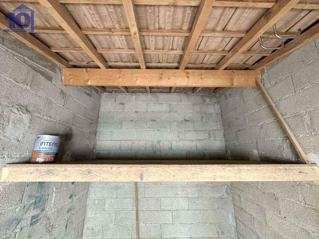 Parking à VALRAS-PLAGE